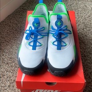 Nike Air Huarache Drift